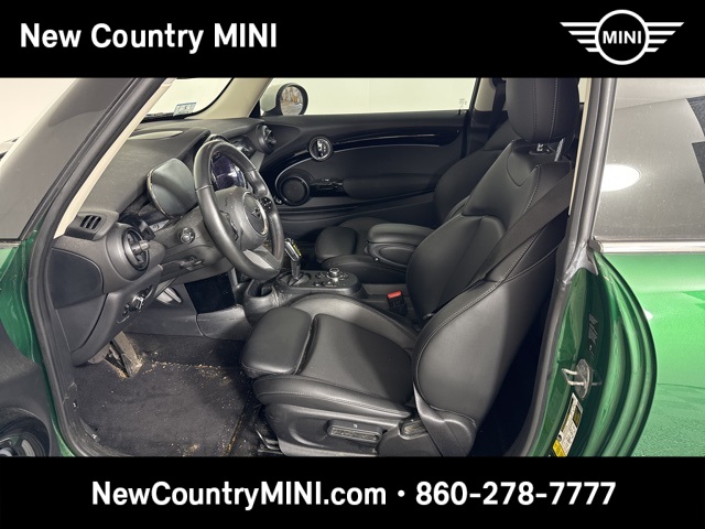 2022 Mini Cooper SE Signature photo 16