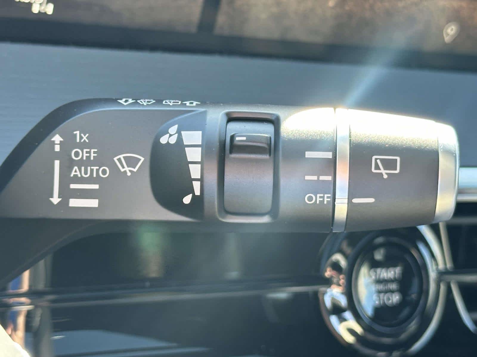 2026 Infiniti QX80 Sensory photo 30