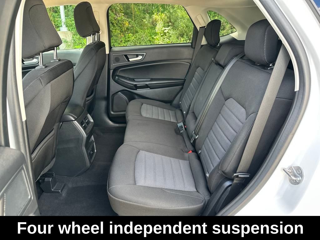 2024 Ford Edge SE photo 19