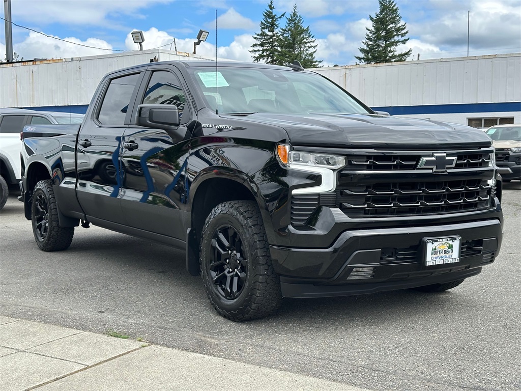 2023 Chevrolet Silverado 1500 RST photo 4