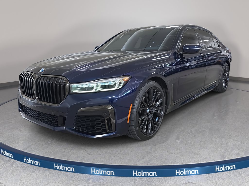 2022 BMW 7 Series 740i's photo