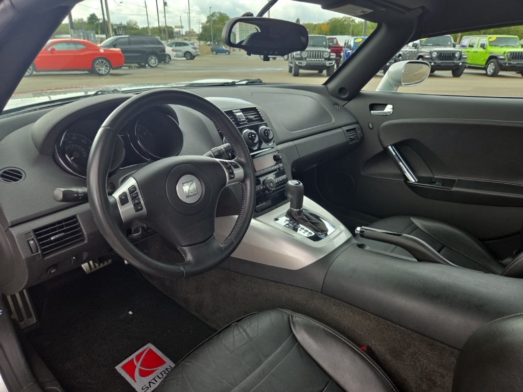 2009 Saturn Sky Base photo 13