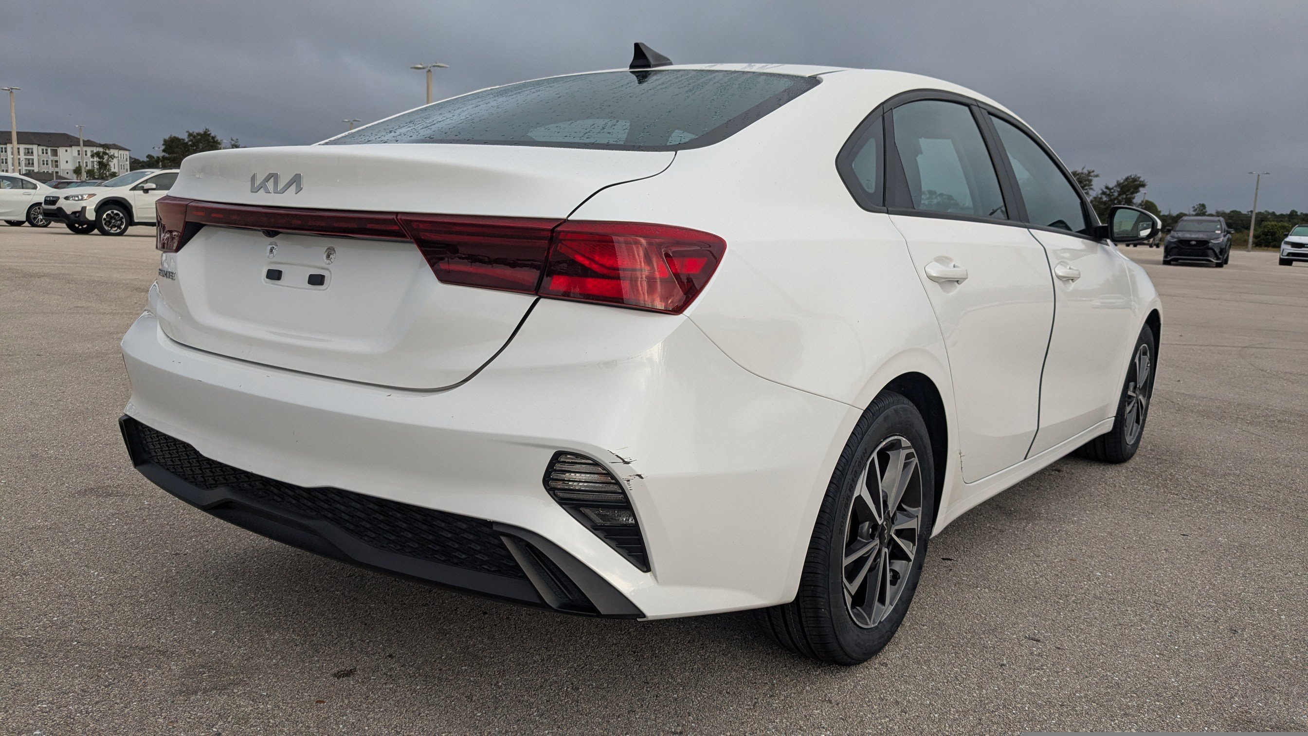 2023 Kia Forte LXS photo 4