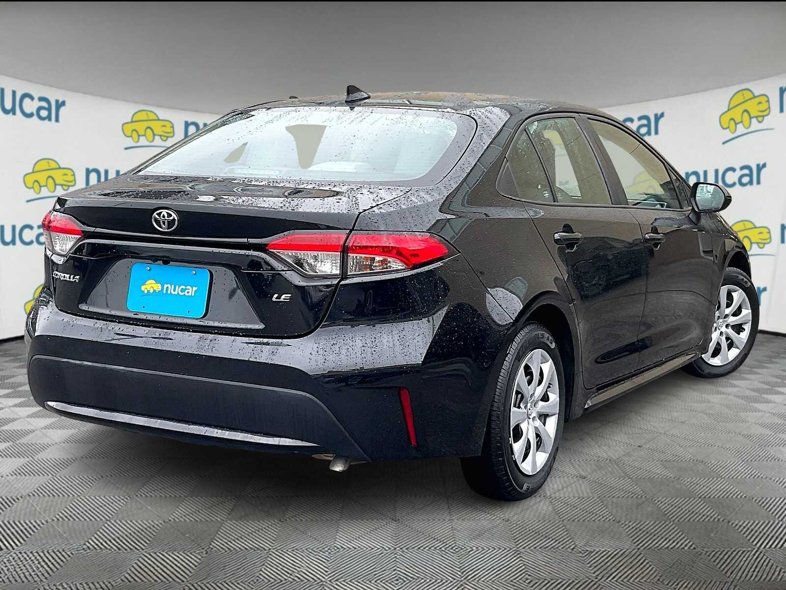 2022 Toyota Corolla LE photo 6