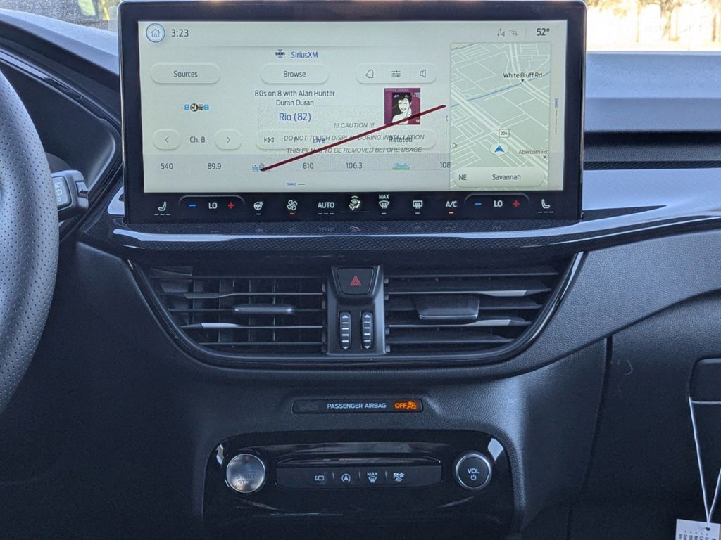 2025 Ford Escape Hybrid ST-Line Select photo 16