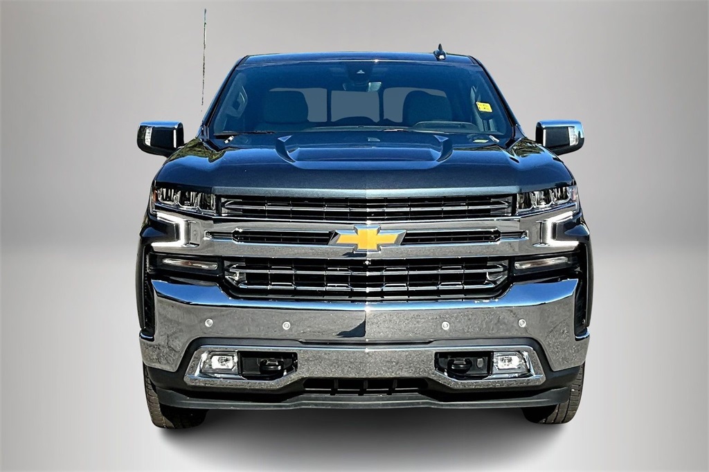 2021 Chevrolet Silverado 1500 LTZ photo 3