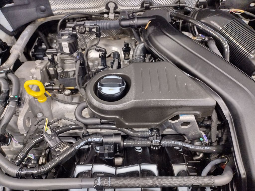 2022 Volkswagen Taos S photo 6