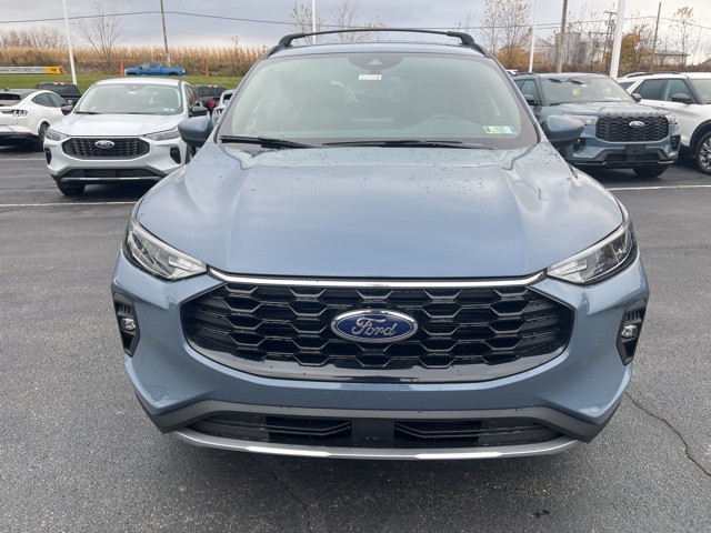 2026 Ford Escape Hybrid ST-Line Select photo 2