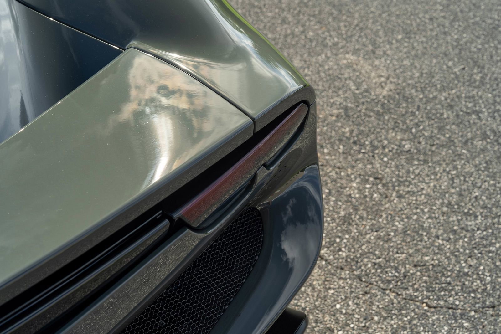 2023 Ferrari 296 GTB Base photo 17