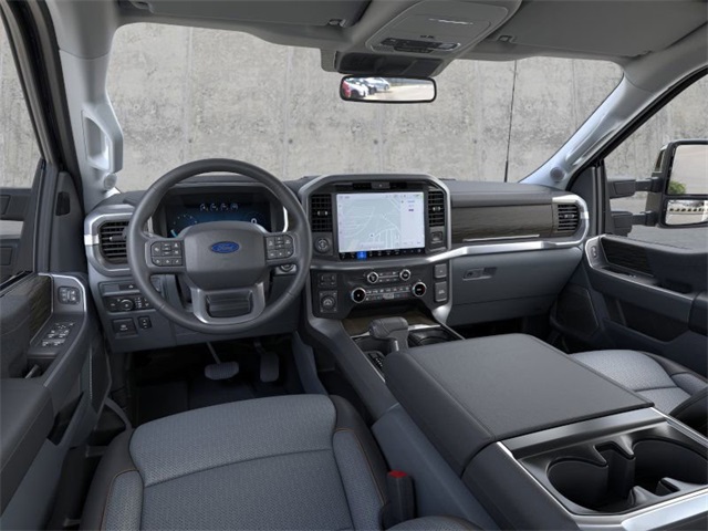 2025 Ford F-150 Lariat photo 9