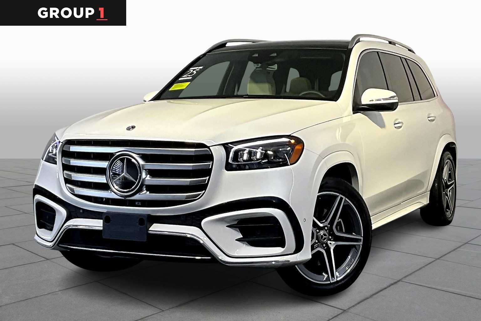 2025 Mercedes-Benz GLS Base's photo