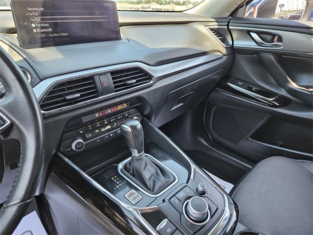 2023 Mazda CX-9 Touring photo 19