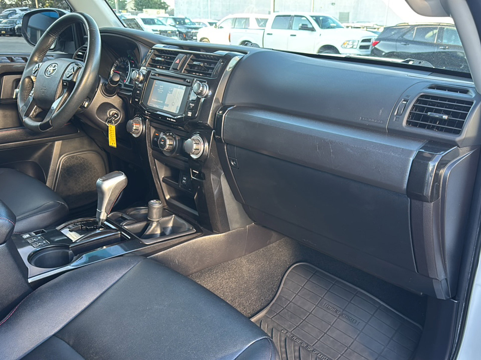 2016 Toyota 4Runner TRD Pro photo 14
