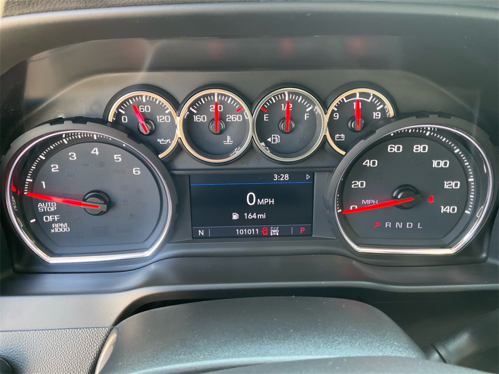 2020 Chevrolet Silverado 1500 RST photo 17