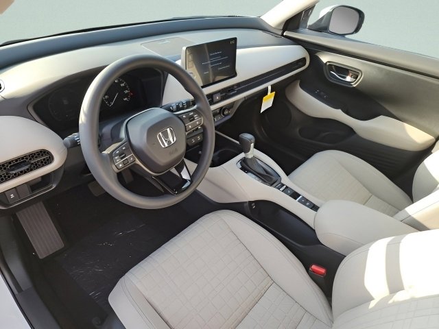 2026 Honda HR-V LX photo 16