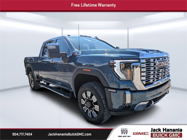 2025 GMC Sierra 2500HD Denali's photo