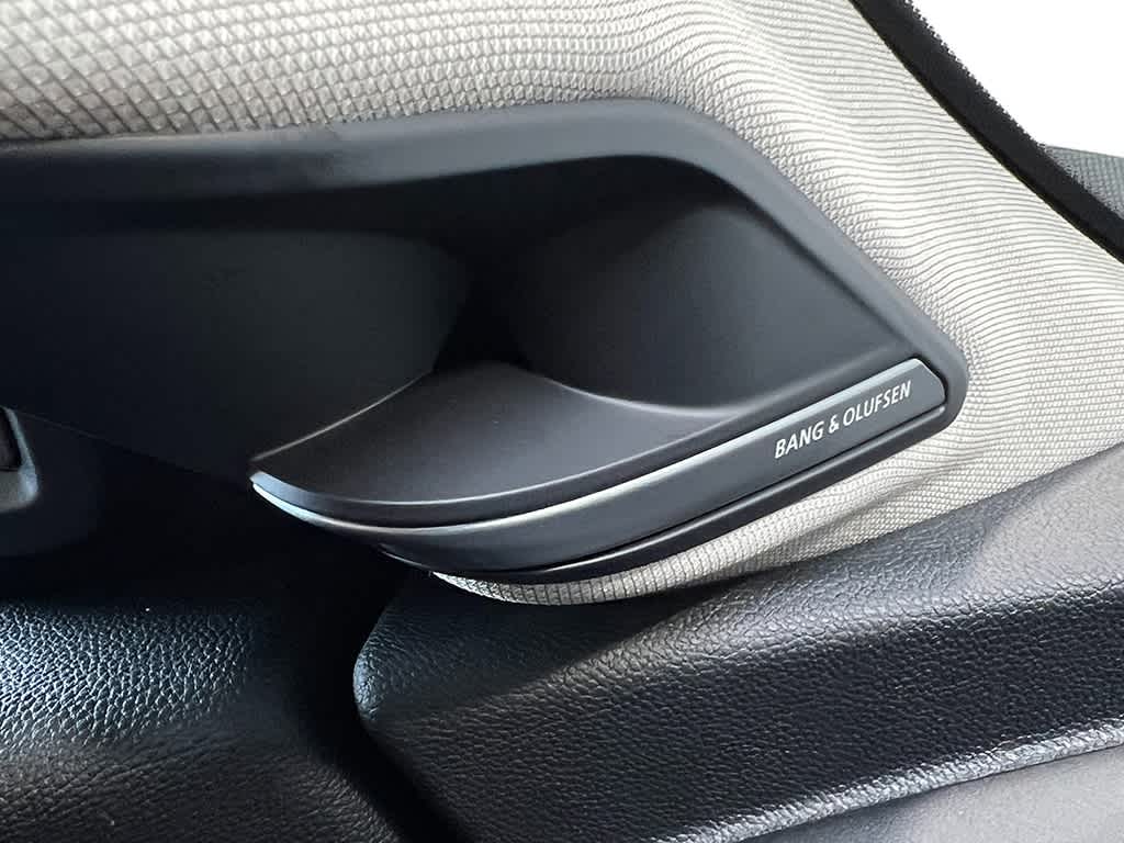2026 Acura MDX Technology SH-AWD photo 23
