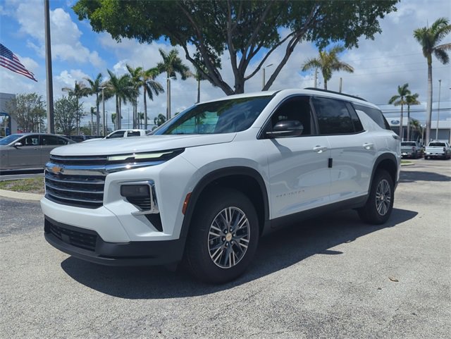 2026 Chevrolet Traverse photo 4