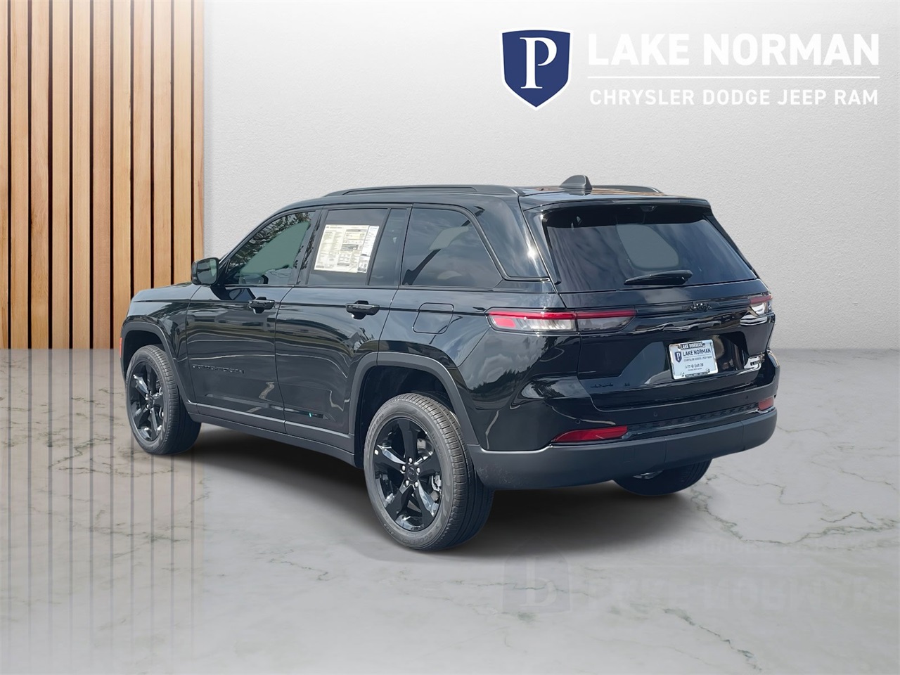 2025 Jeep Grand Cherokee Limited photo 4