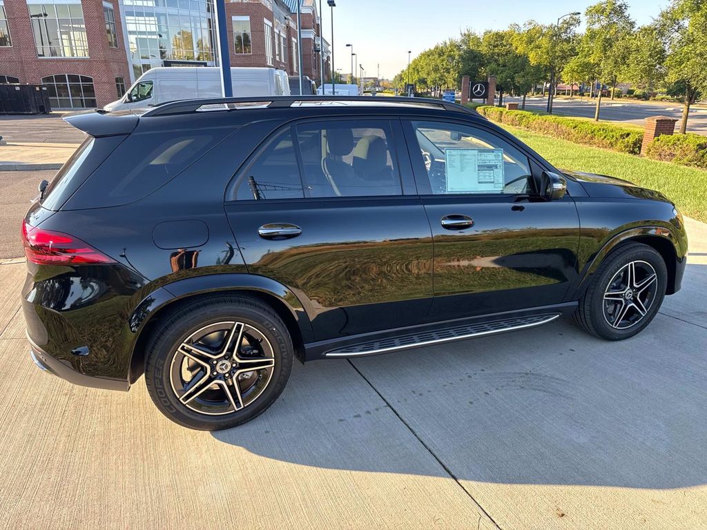 2026 Mercedes Benz GLE 450 4MATIC photo 6