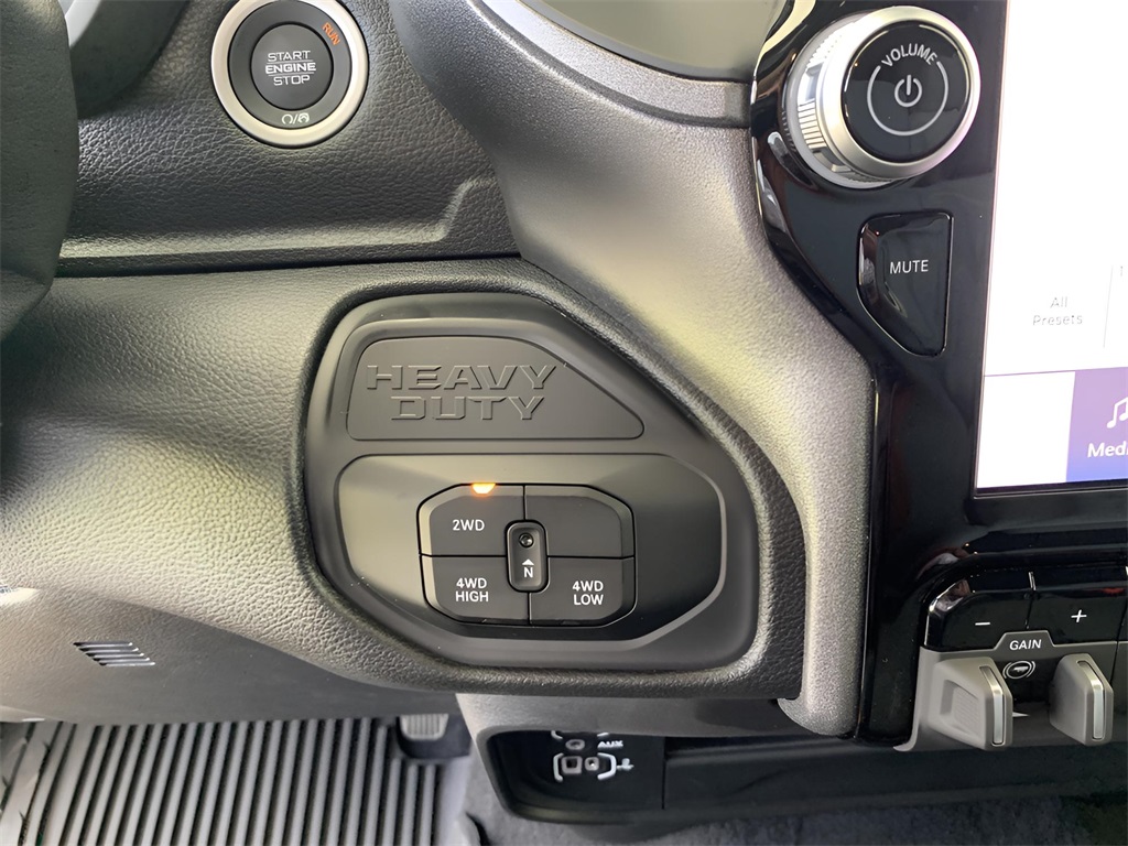 2025 Ram 2500 Tradesman photo 31
