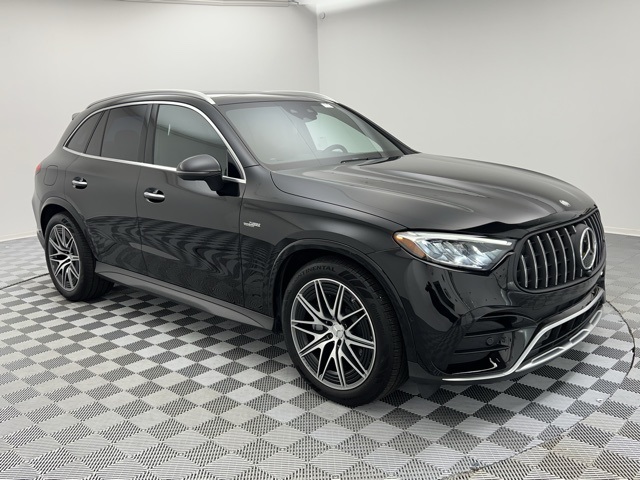 2024 Mercedes Benz GLC 43 AMG 4MATIC photo 3