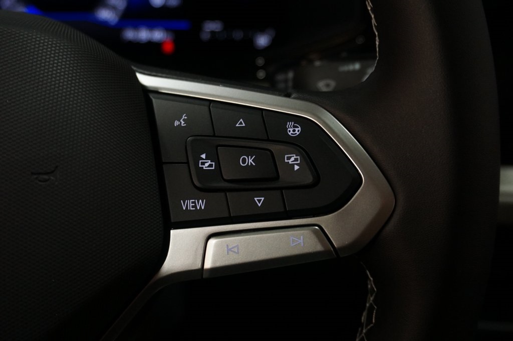 2025 Volkswagen Taos S photo 19