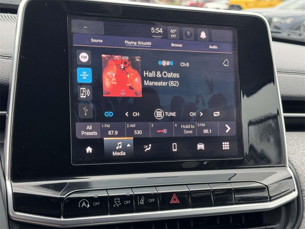 2022 Jeep Compass Latitude photo 3