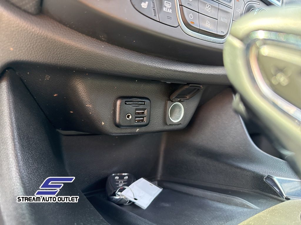 2023 Chevrolet Traverse RS photo 37