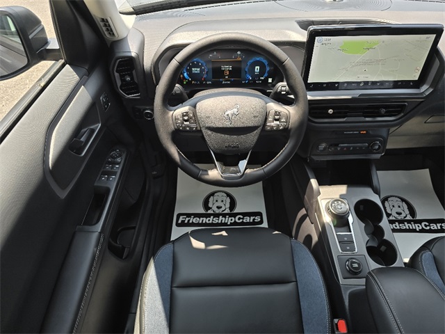 2025 Ford Bronco Sport Outer Banks photo 3