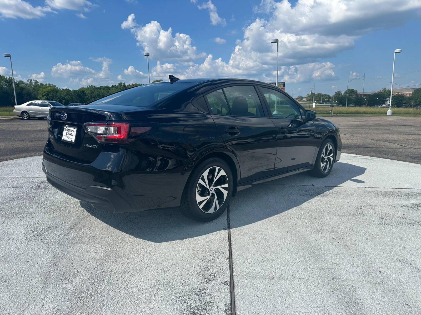 2025 Subaru Legacy Premium photo 4