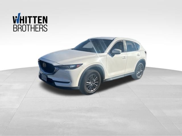 2020 Mazda CX-5 Sport's photo