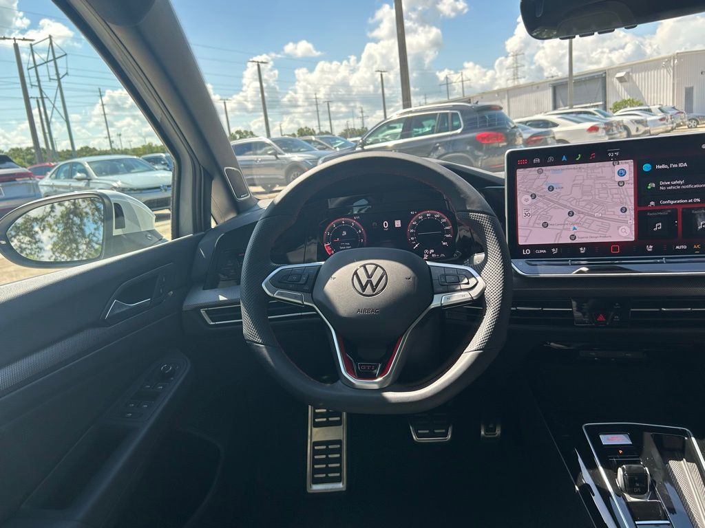 2025 Volkswagen Golf GTI SE photo 41