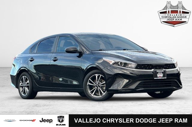 2023 Kia Forte LXS's photo