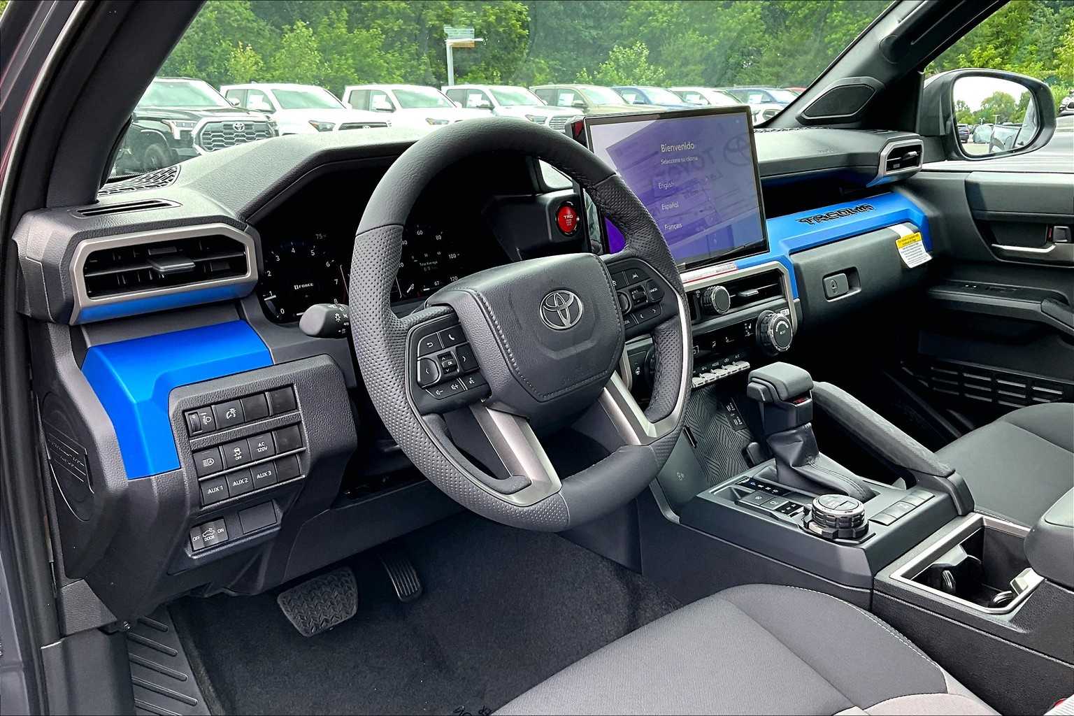 2025 Toyota Tacoma TRD Off-Road 4x4 Double Cab photo 8
