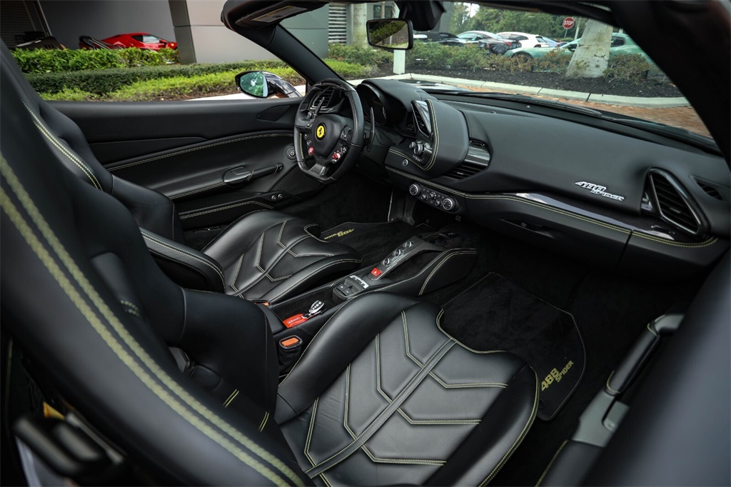 Certified Used 2018 Nero Daytona Metallic Ferrari Base image 44