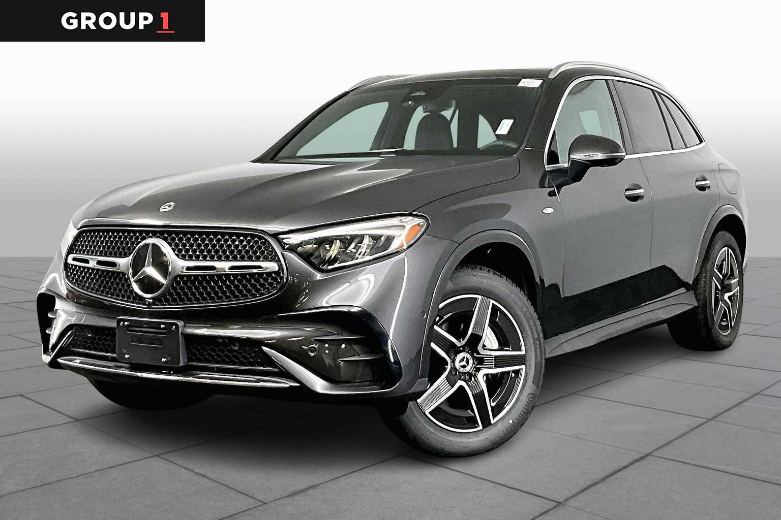 2025 Mercedes-Benz GLC Base's photo
