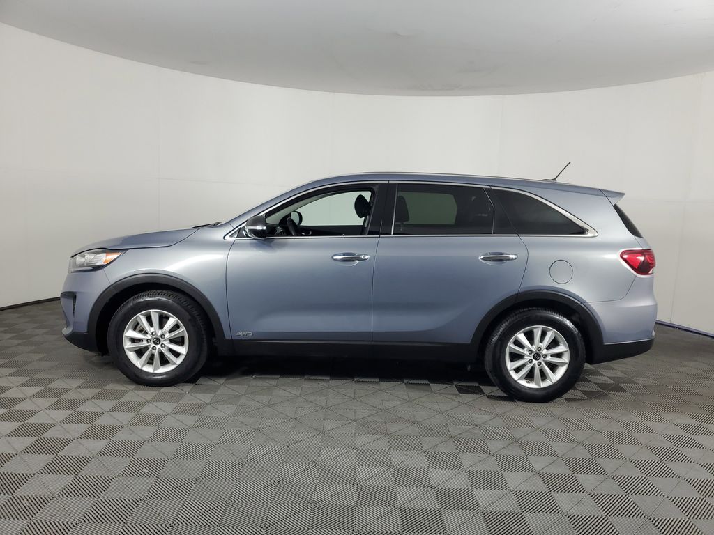 2020 Kia Sorento LX photo 6