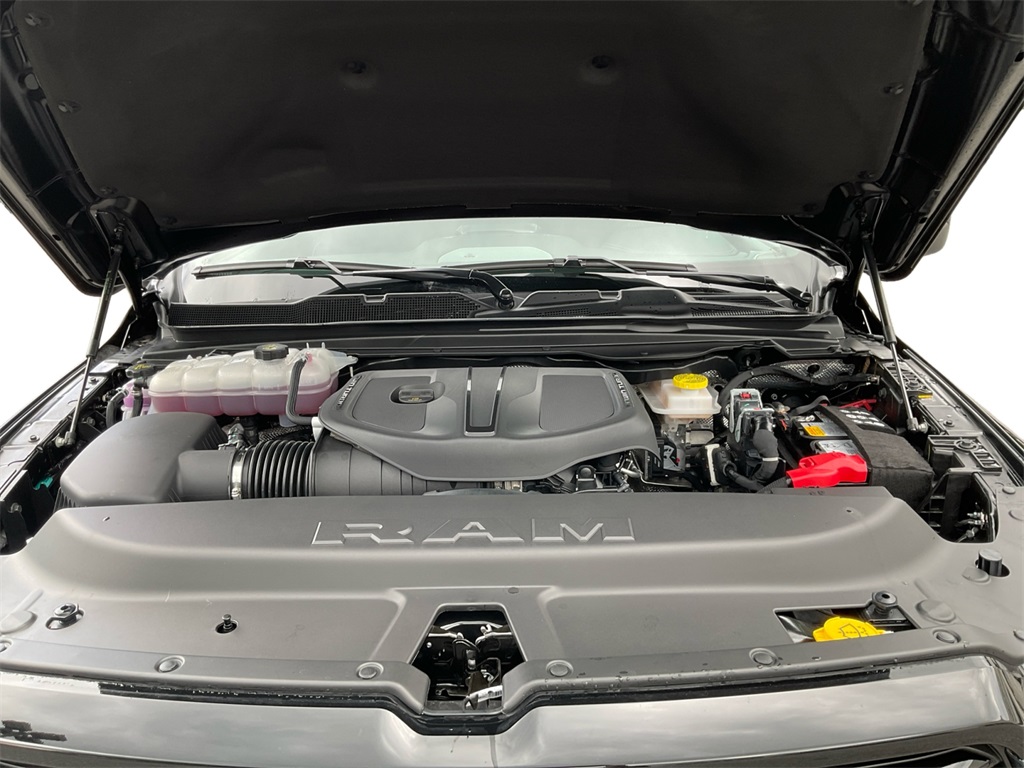 2025 Ram 1500 Laramie photo 13