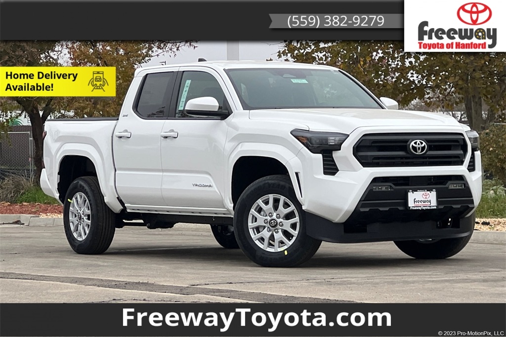 2026 Toyota Tacoma SR5's photo
