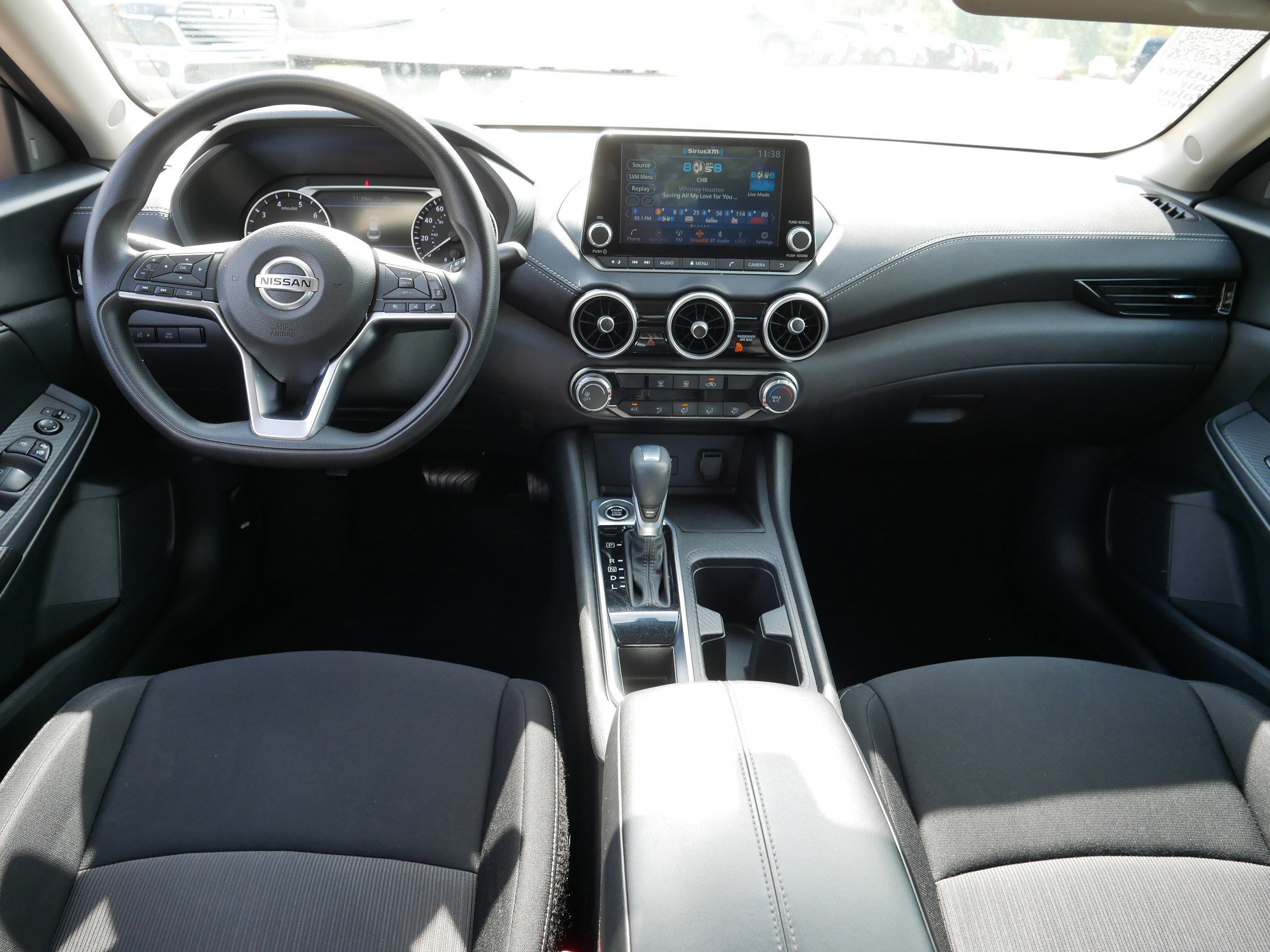 2023 Nissan Sentra SV photo 10