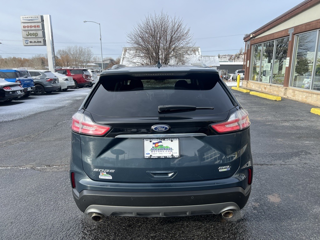 2019 Ford Edge SEL photo 4