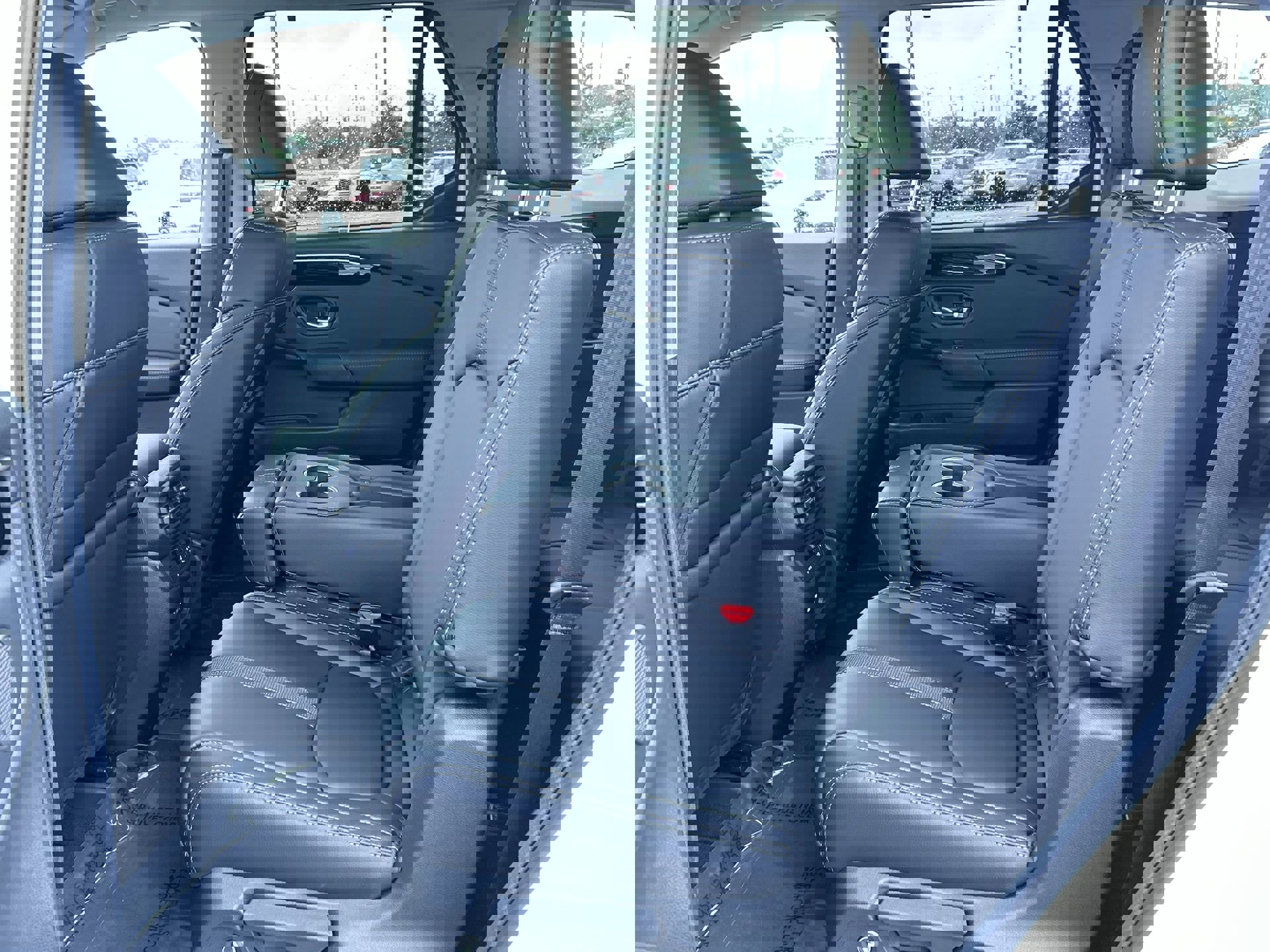 2025 Honda Pilot Touring photo 21
