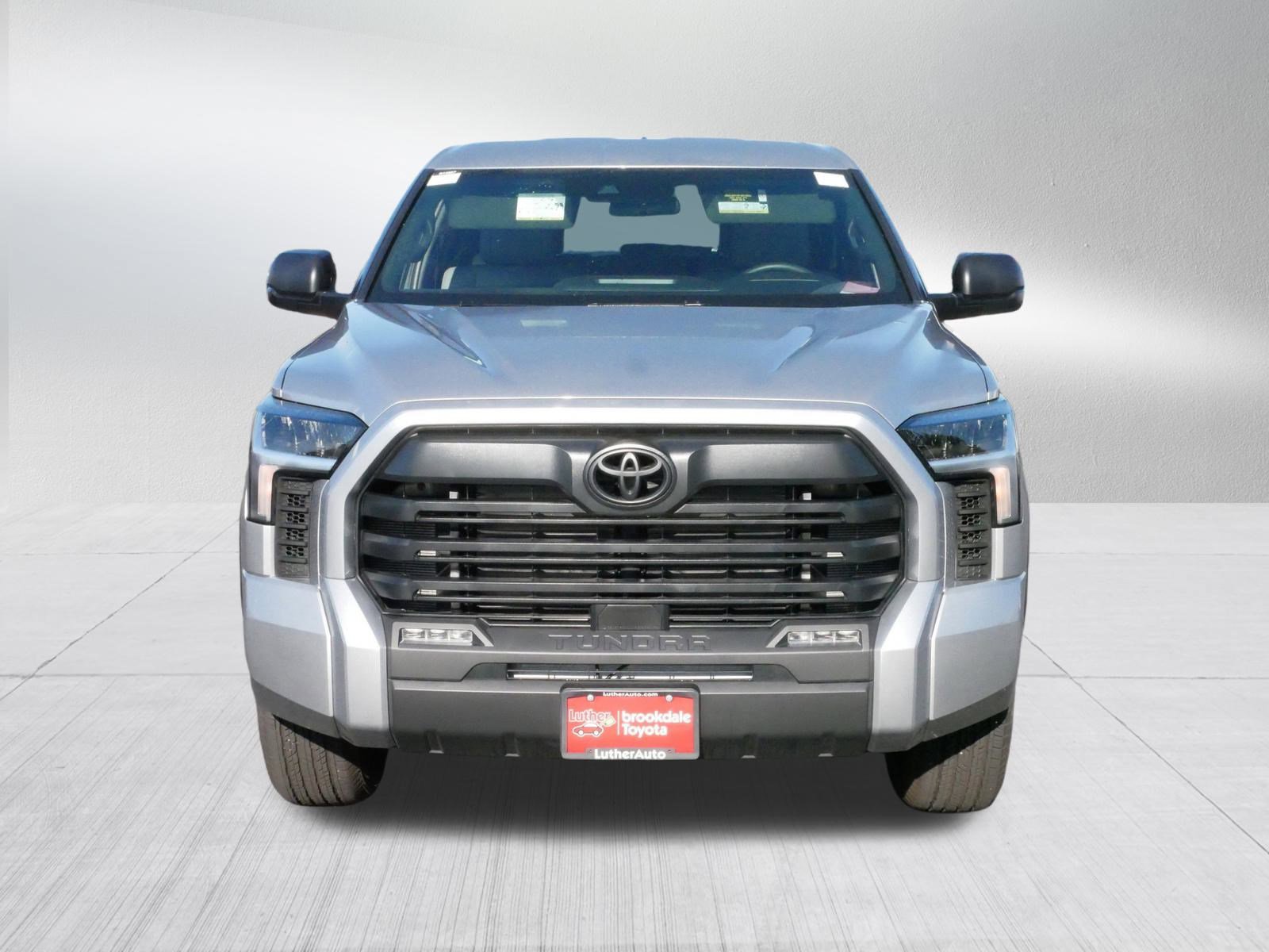 2025 Toyota Tundra SR5 photo 2