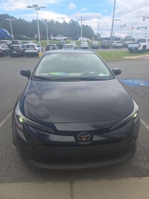 2024 Toyota Corolla LE photo 9