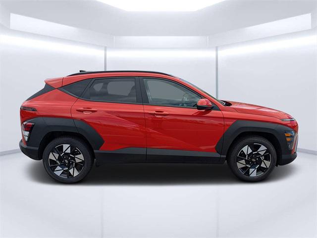 2025 Hyundai Kona SEL photo 2