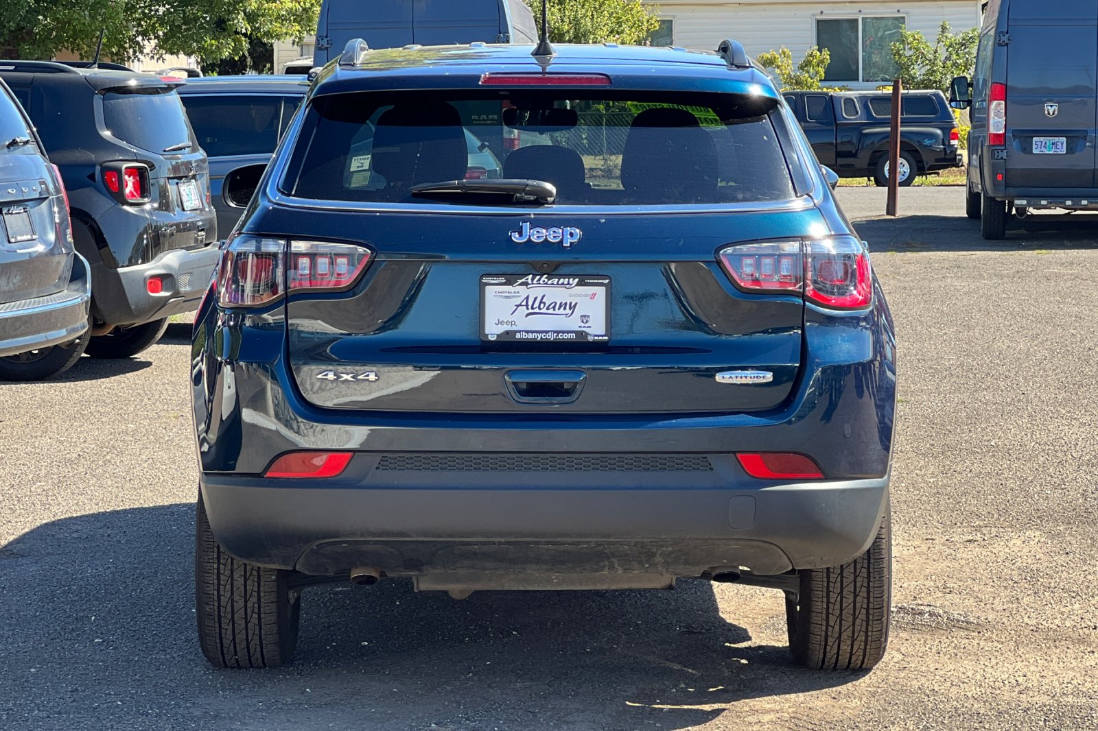 2024 Jeep Compass Latitude photo 4