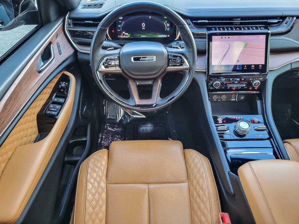 2022 Jeep Grand Cherokee Summit 4xe photo 8