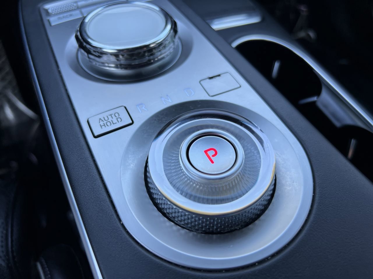 2023 Genesis GV70 3.5T Sport Prestige photo 24