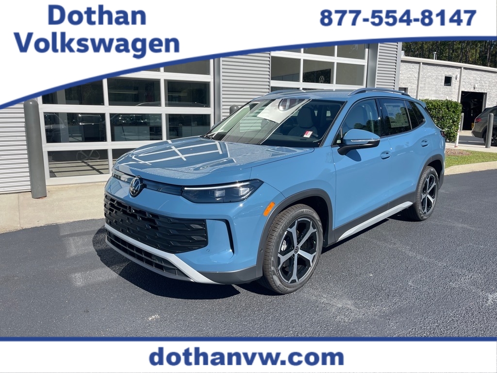 2025 Volkswagen Tiguan SE's photo